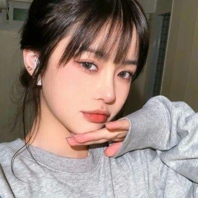 伴游女王